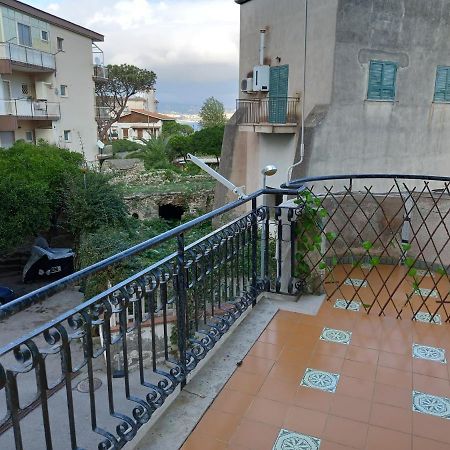 Domus Zagare - Wi-Fi Apartment Baia  ภายนอก รูปภาพ