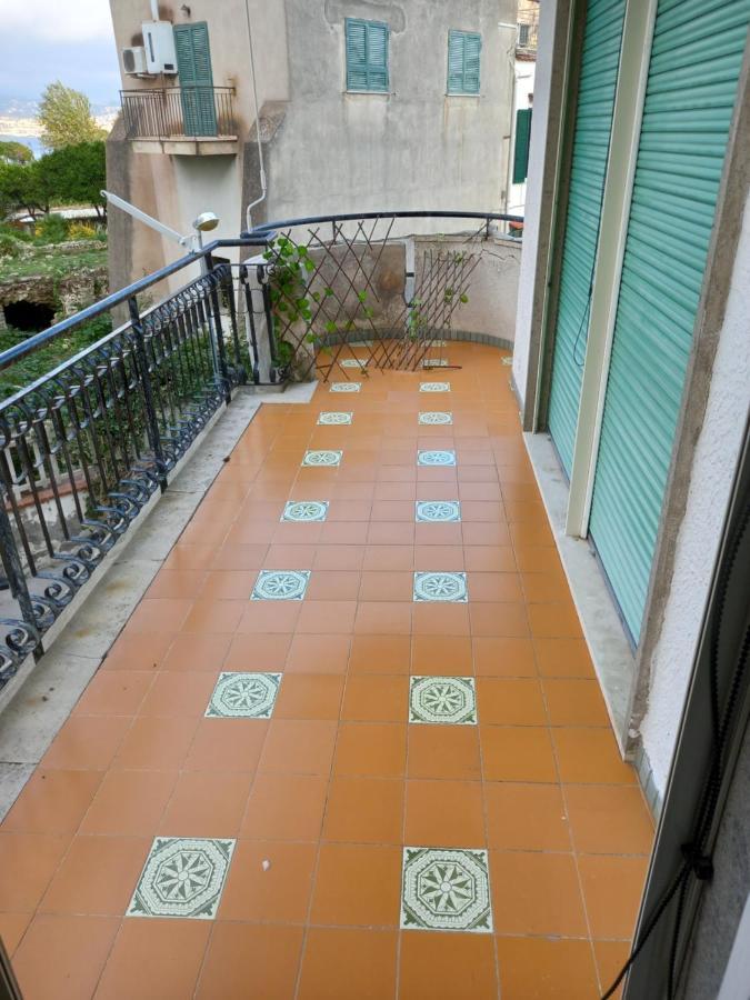 Domus Zagare - Wi-Fi Apartment Baia  ภายนอก รูปภาพ