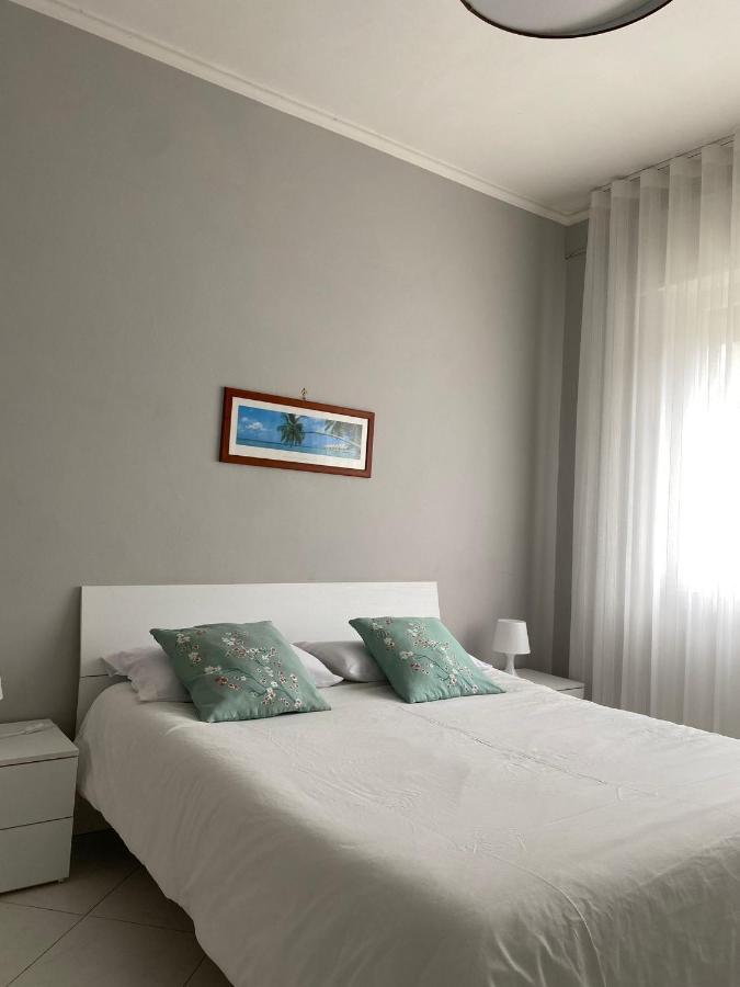 Domus Zagare - Wi-Fi Apartment Baia  ภายนอก รูปภาพ